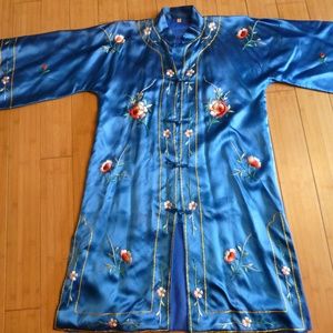 Royal blue Asian embroidered dressy robe JAPAN